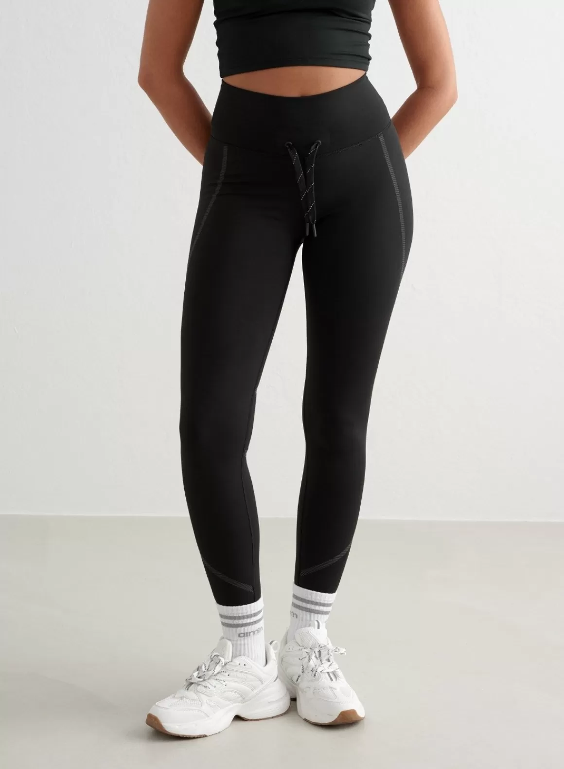 AIM’N Black Reflective Warming Tights