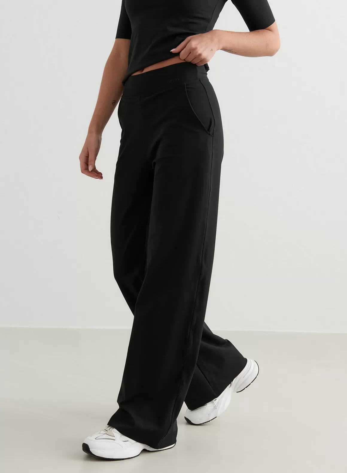 AIM’N Sense Wide Pants