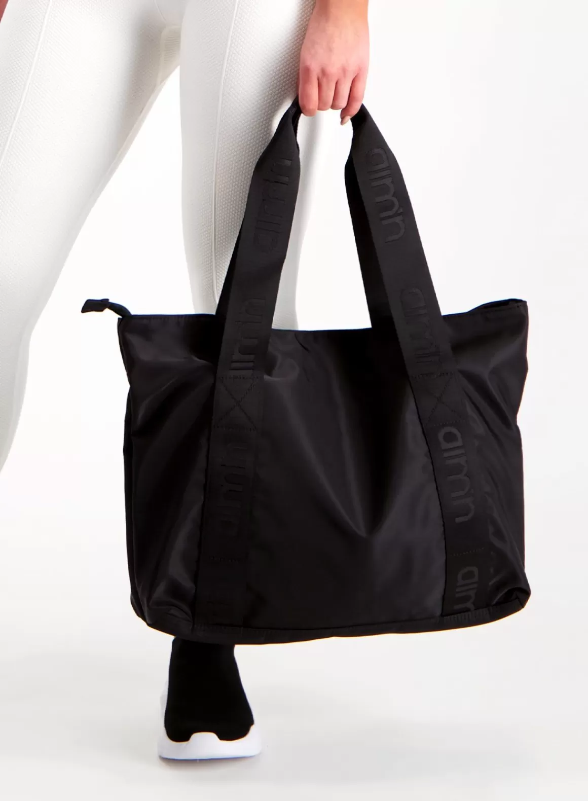 AIM’N Tote Bag