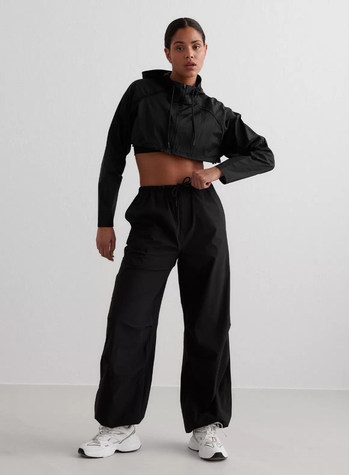 AIM’N Windbreaker Plain Parachute Pants