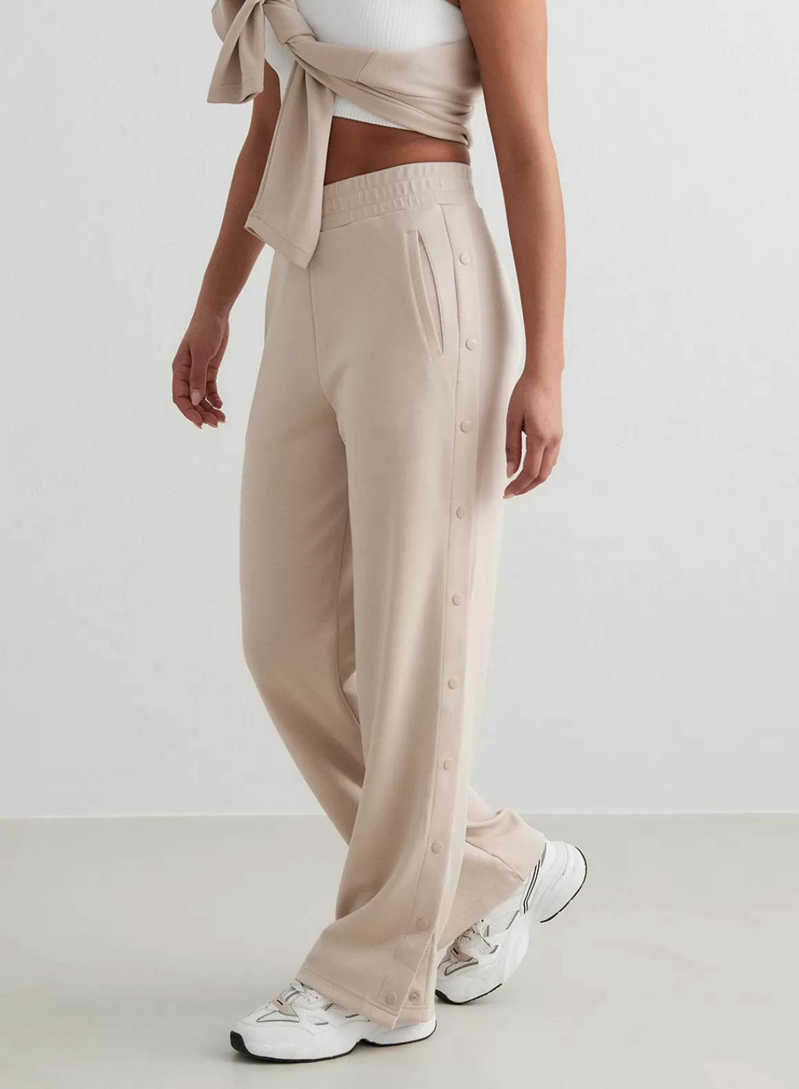 AIM’N Café Au Lait Comfy Buttoned Pants