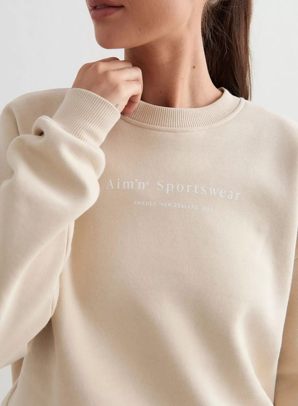 AIM’N Café Au Lait Serif Sweatshirt