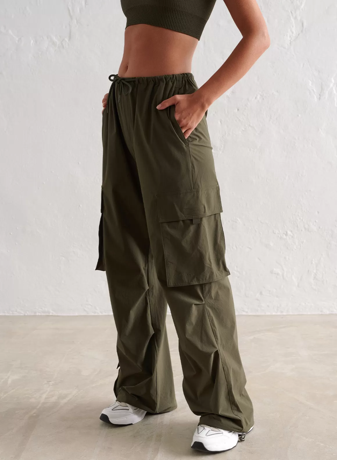 AIM’N Windbreaker Parachute Pants