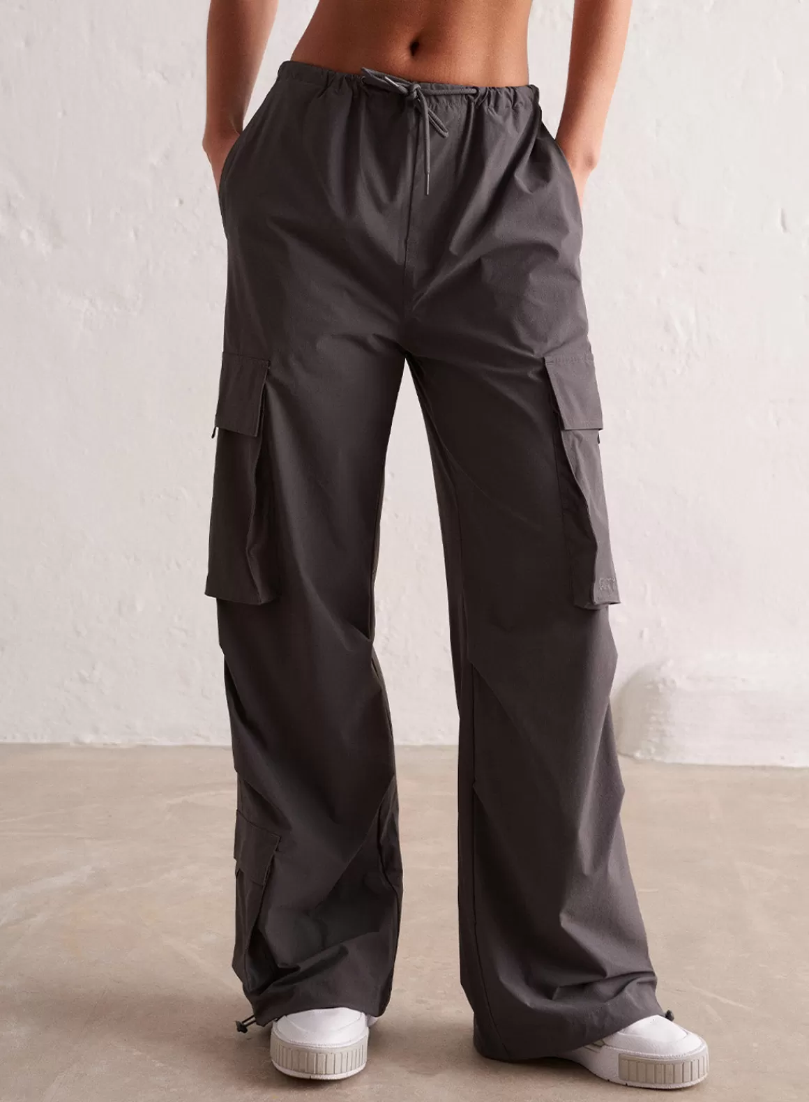 AIM’N Windbreaker Parachute Pants